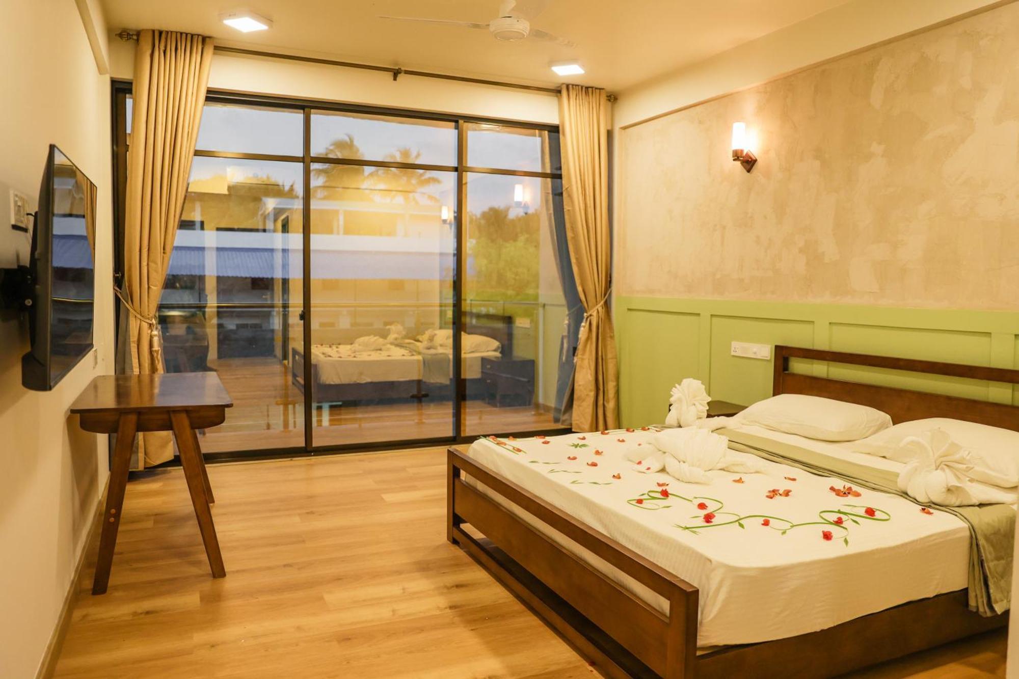 Ahola Thoddoo, Maldives Hotel Exterior photo
